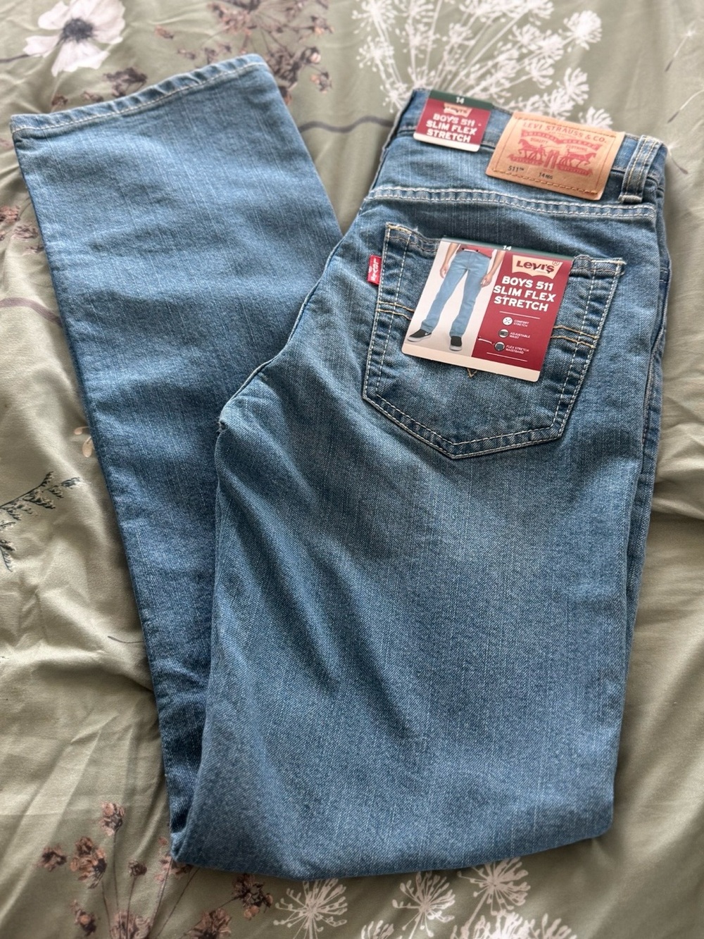 Levi's Slim Fit Jeans in Light Blue Denim